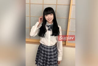 FC2PPV 3094718 【年間ランキング入り!SS級の処女喪失】ゆなちゃんの処女卒業記録、えりかちゃんにも優しくしてもらいました